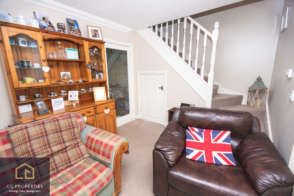 Property photo 2 of 16