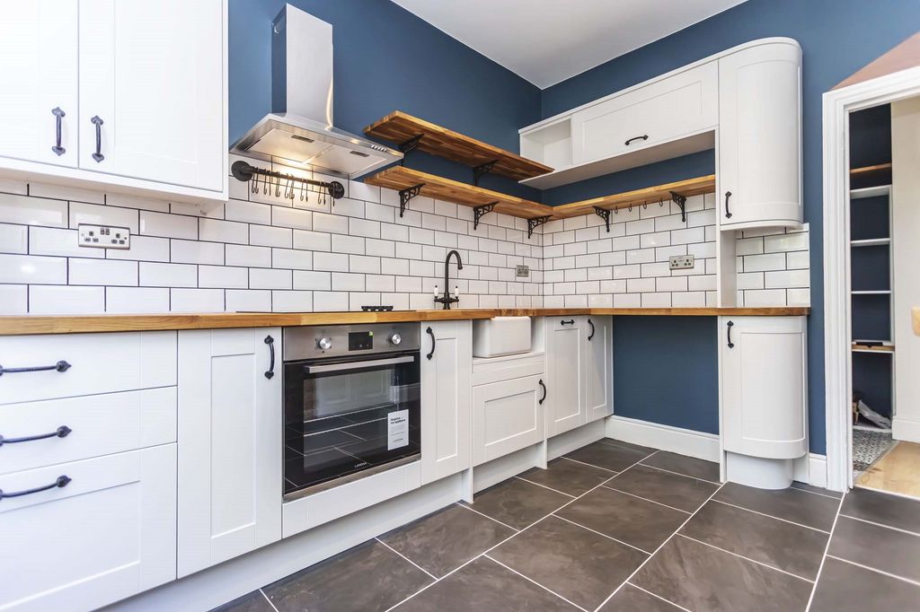 Property photo 2 of 12 _46A5186