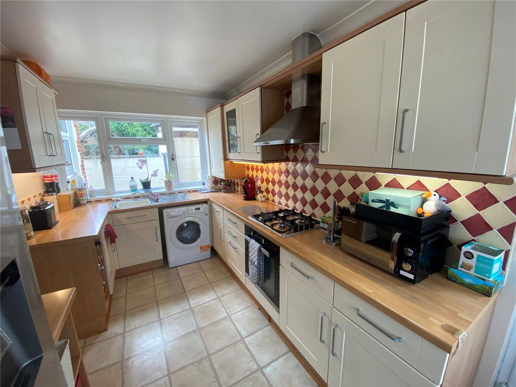 Property photo 3 of 25 Picture No. 15
