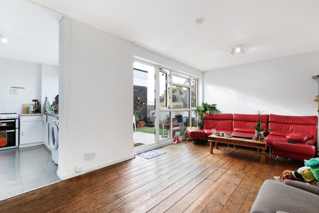 Property photo 3 of 10 Ach_1840.Jpg