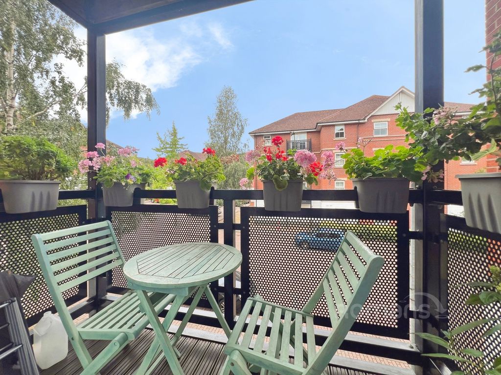 Property photo 2 of 19 Pbox-Img.Jpg