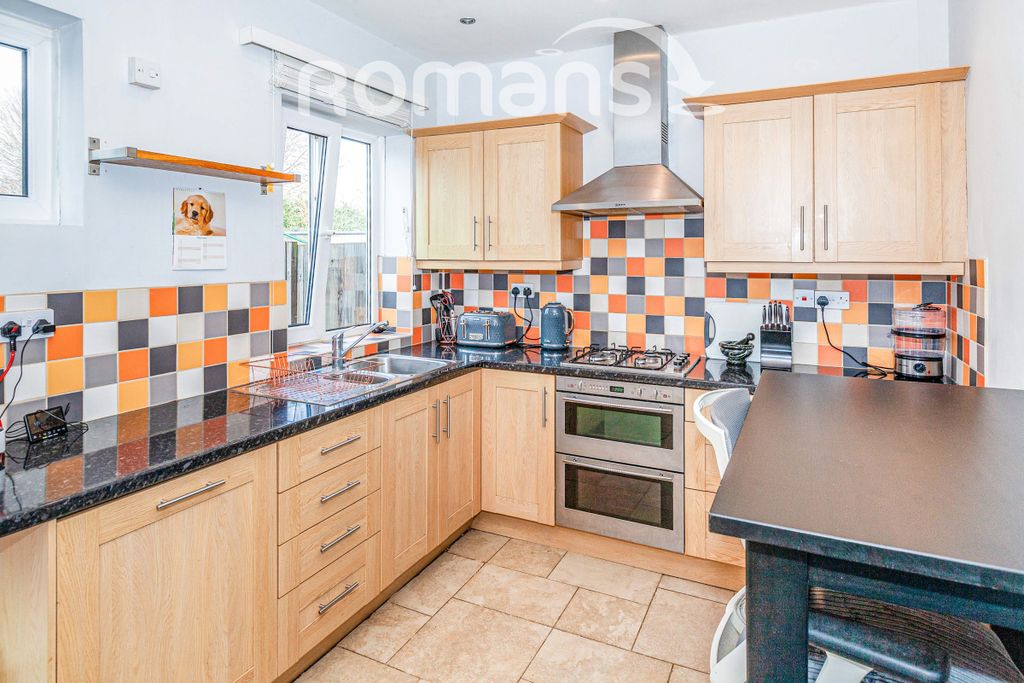 Property photo 2 of 17 2