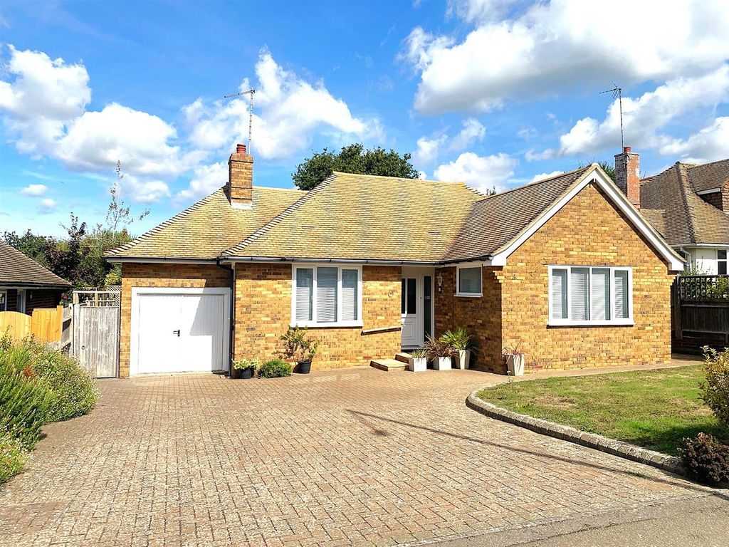 Property photo 1 of 18 60 Birkdale - Front.Jpg