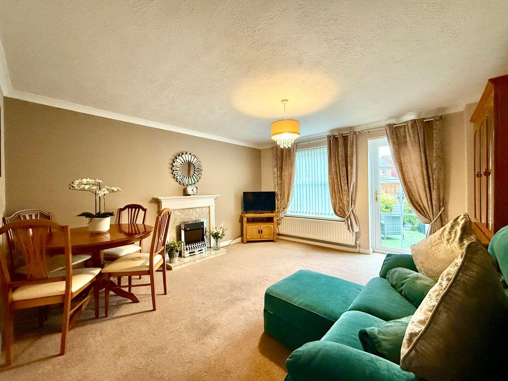 Property photo 3 of 14