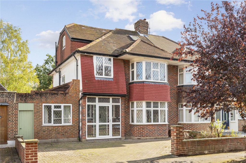 Property photo 1 of 13 External