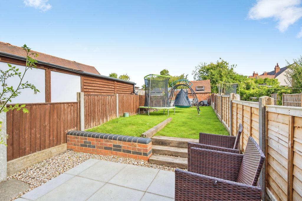 Property photo 2 of 20 27931E39-E2