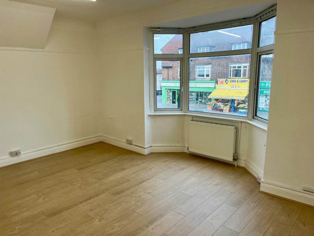 Property photo 2 of 9 Img_3708.Jpg