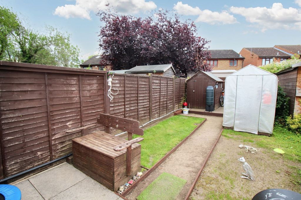 Property photo 3 of 8
