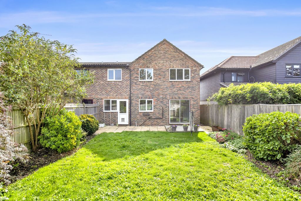 Property photo 1 of 19