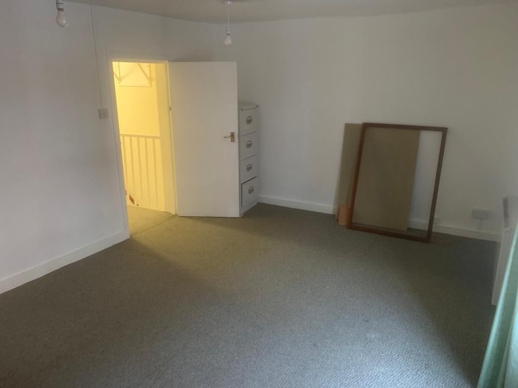 Property photo 3 of 10 Photo-2023-02-03-11-07-52 1.Jpg