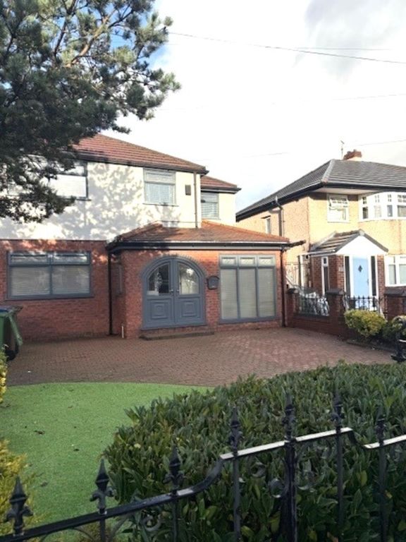 Property photo 2 of 25