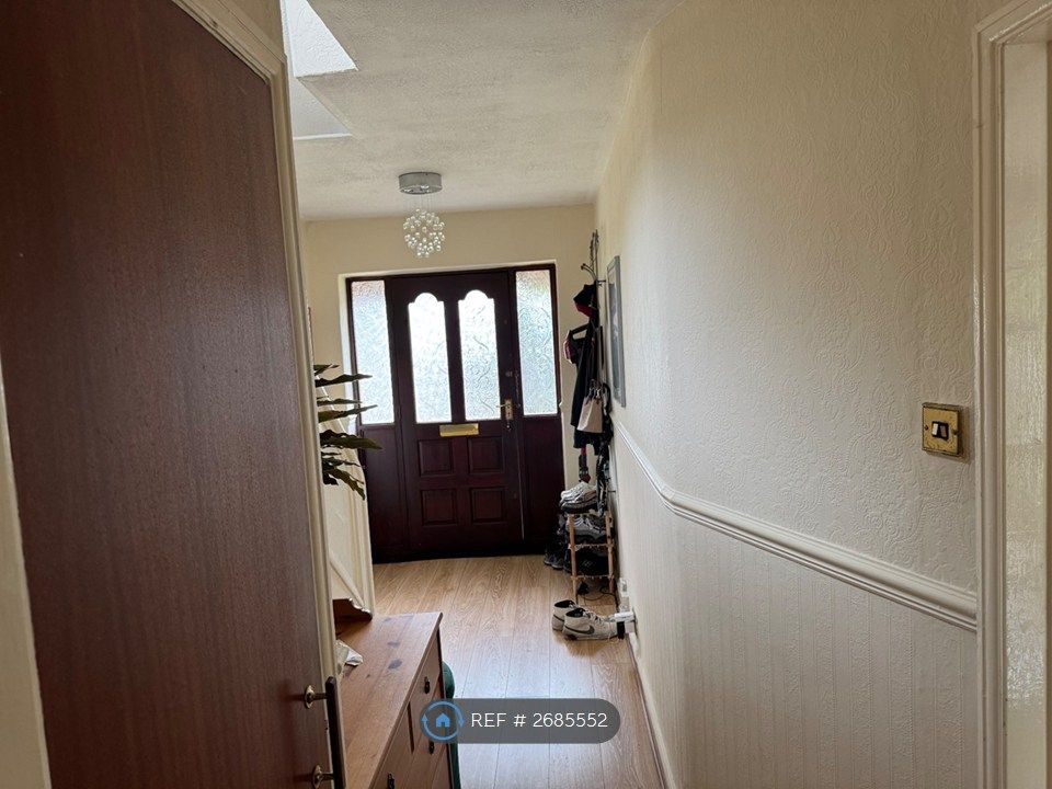 Property photo 3 of 25