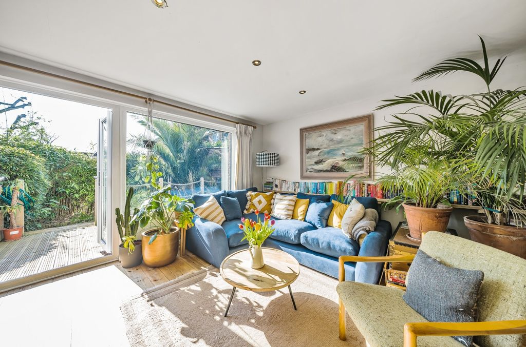 Property photo 2 of 14 Reception