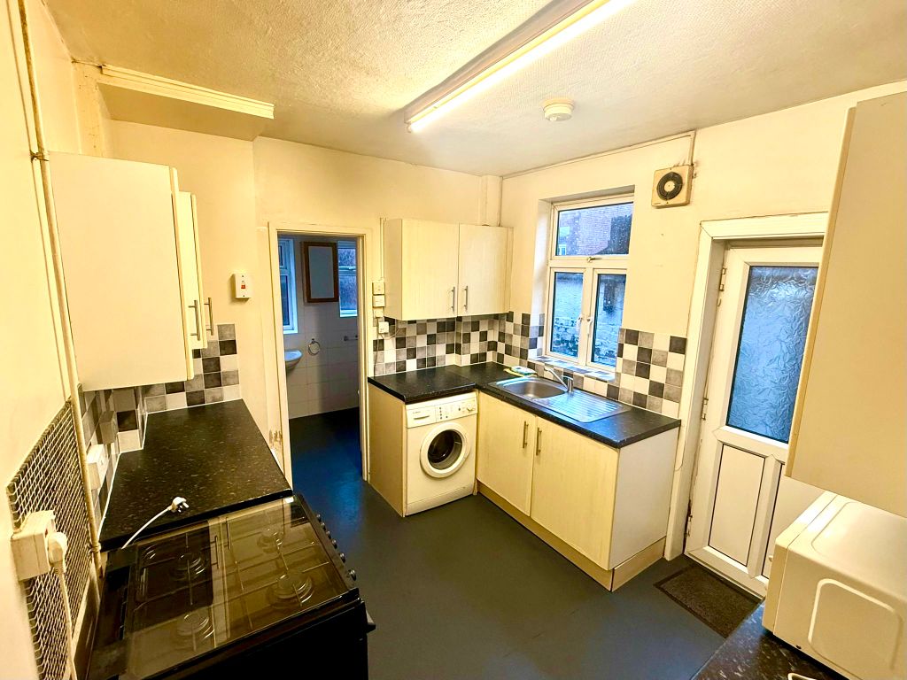 Property photo 3 of 12 Image