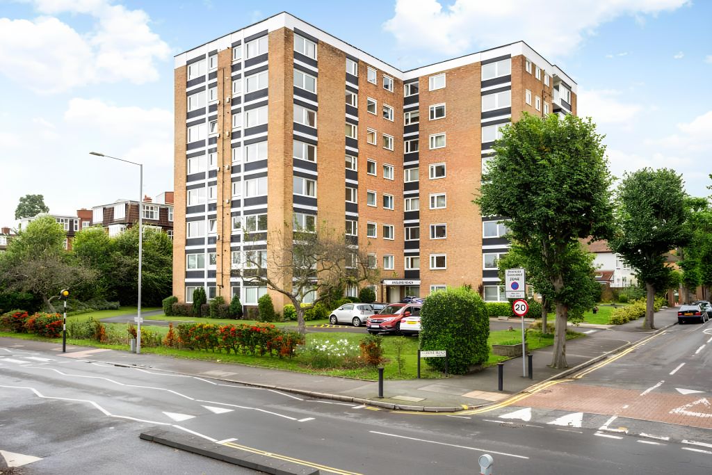 Property photo 2 of 9