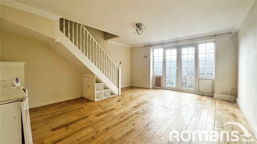 Property photo 2 of 9 Living Room