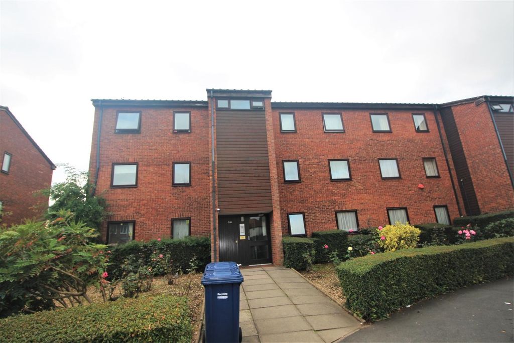 Property photo 1 of 7 5235500