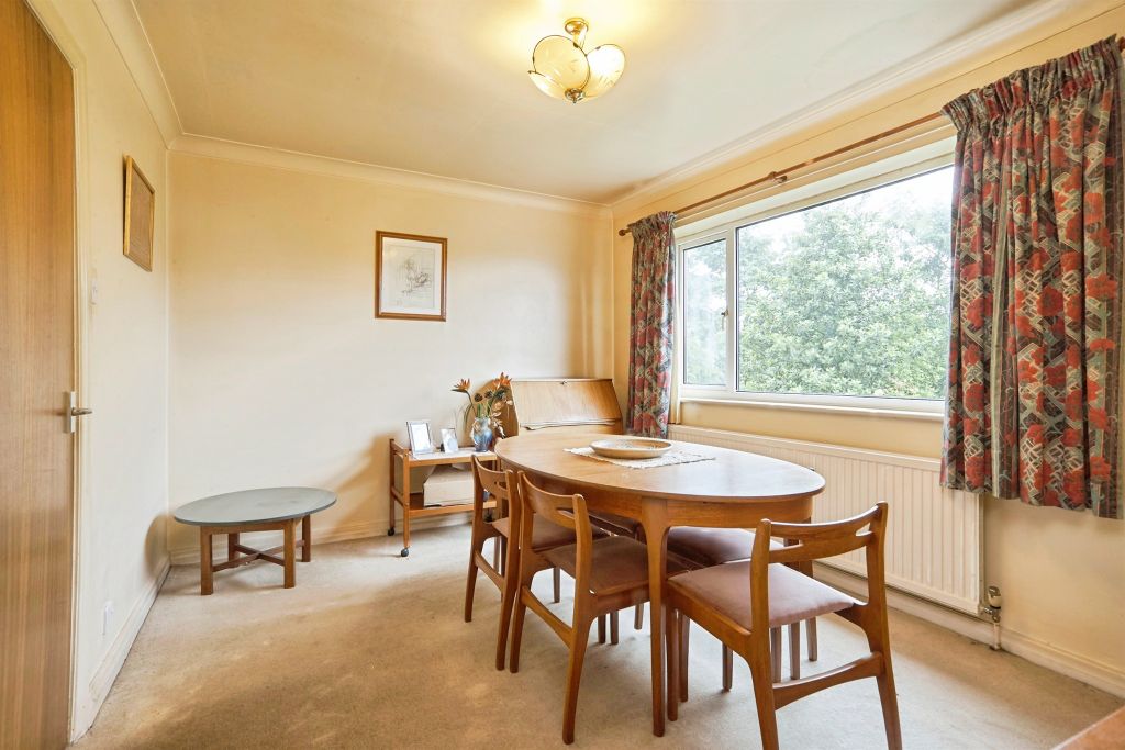 Property photo 3 of 19