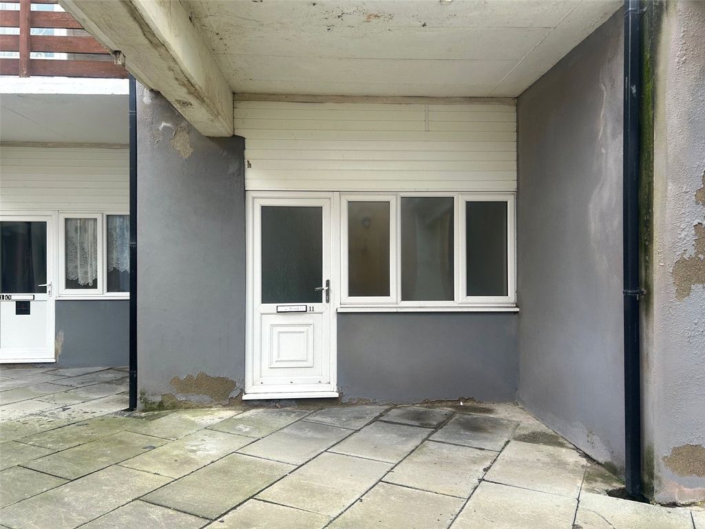 Property photo 1 of 6 Picture No. 17