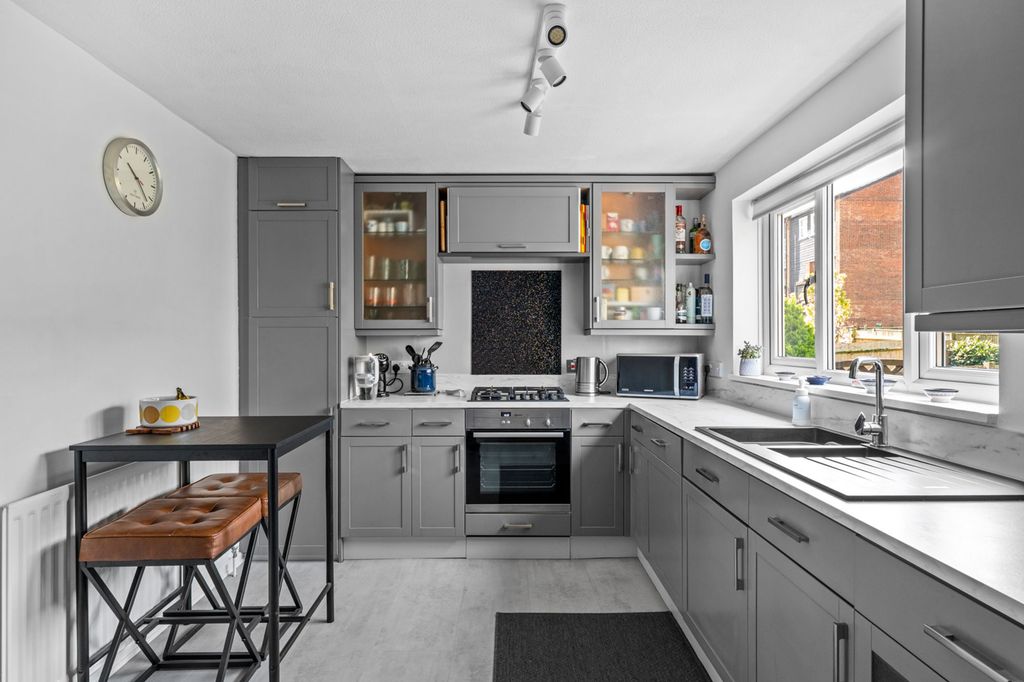 Property photo 1 of 32 Kitchen