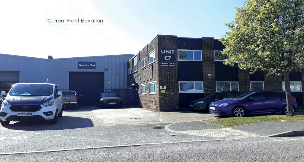 Property photo 2 of 2 C6-&-C7-J31-Park-Current-Front-Elevation.Jpg