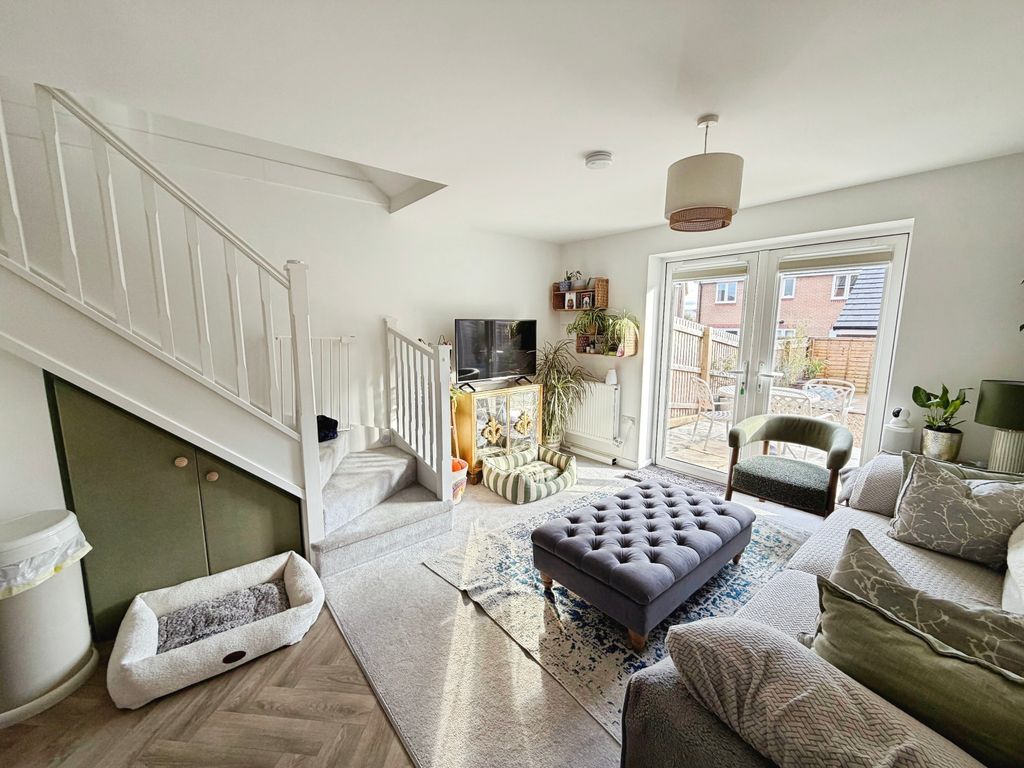 Property photo 3 of 16