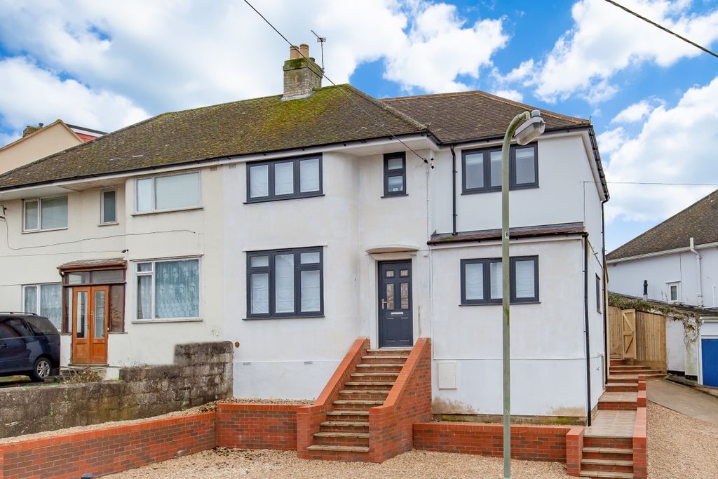 Property photo 2 of 8 122846