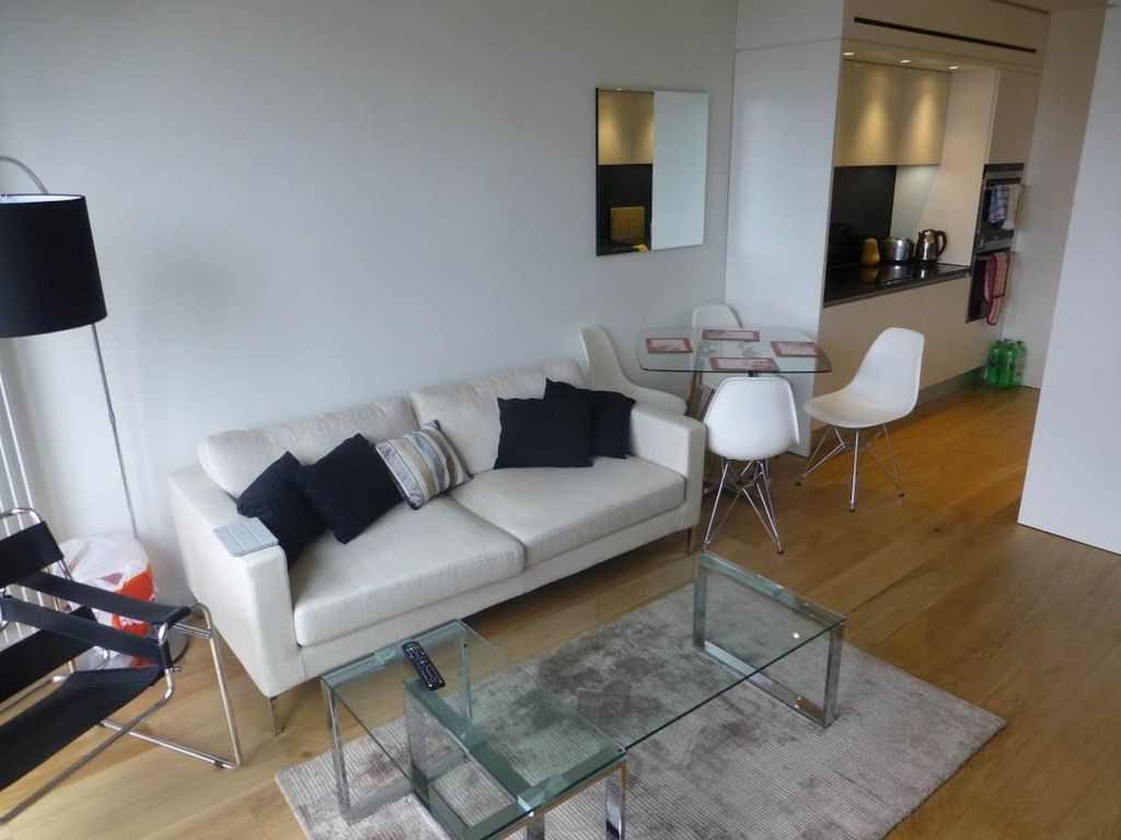 Property photo 2 of 4 Living