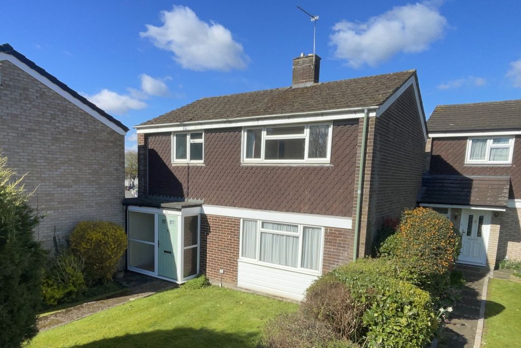 Property photo 1 of 21