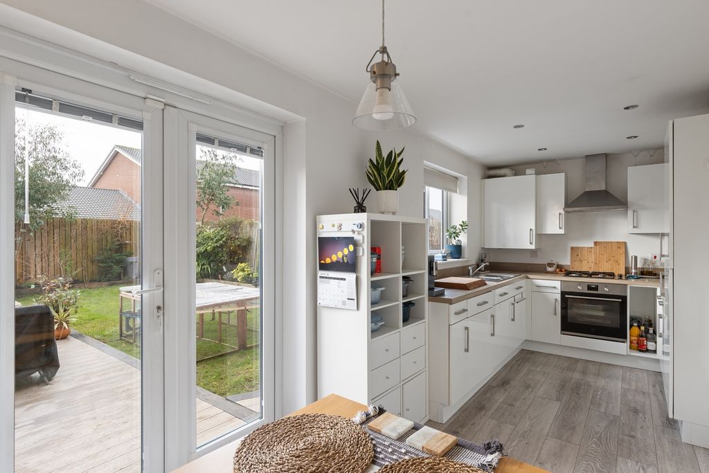 Property photo 2 of 19 Kitchen Dining Room