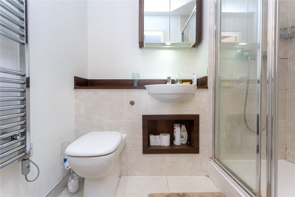 Property photo 3 of 16 Picture No. 19