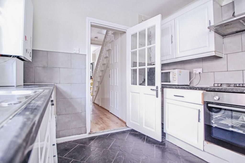 Property photo 3 of 10 Wmremove-Transformed (4).Png