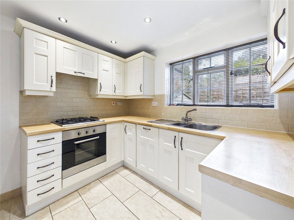 Property photo 3 of 14 Picture No. 35