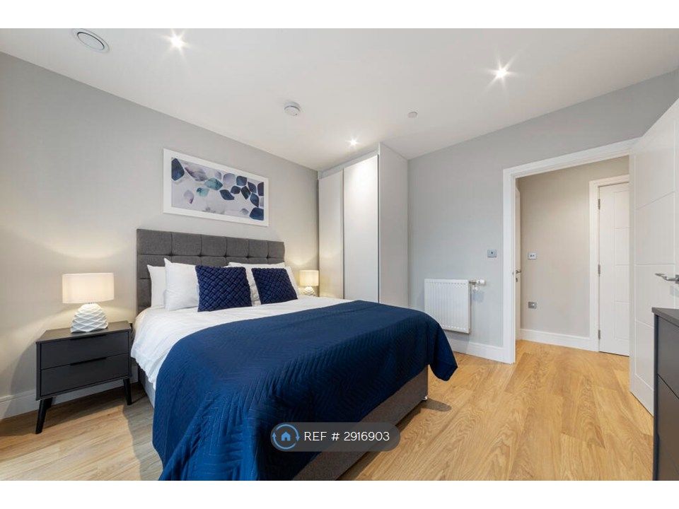 Property photo 1 of 7 Bedroom To Rent