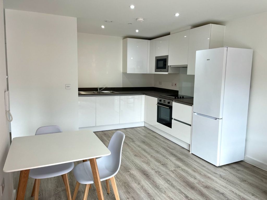 Property photo 3 of 7 Picture No. 10