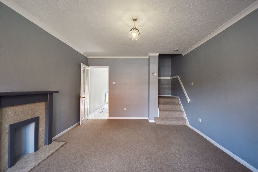 Property photo 3 of 8 Picture No. 06