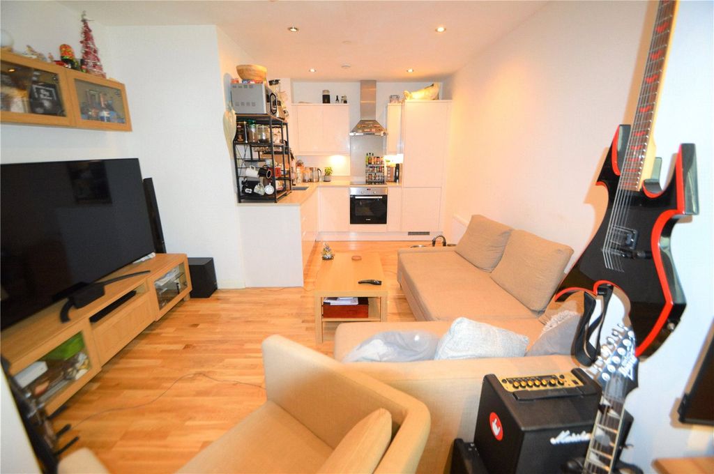 Property photo 2 of 5 Picture No. 04