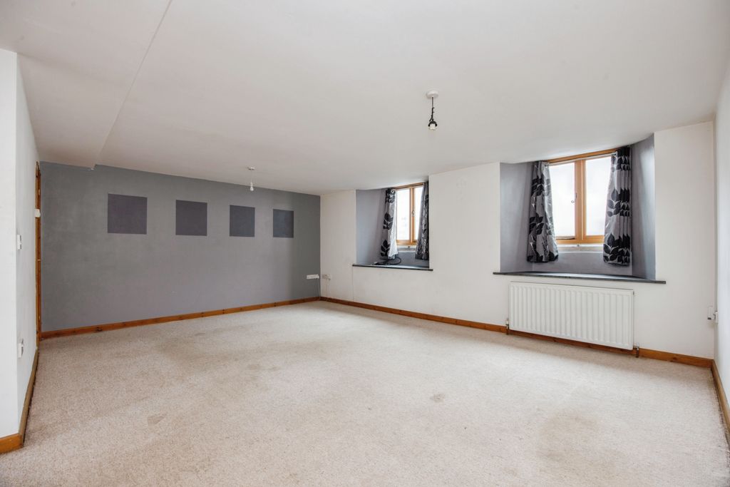 Property photo 3 of 13 Photography