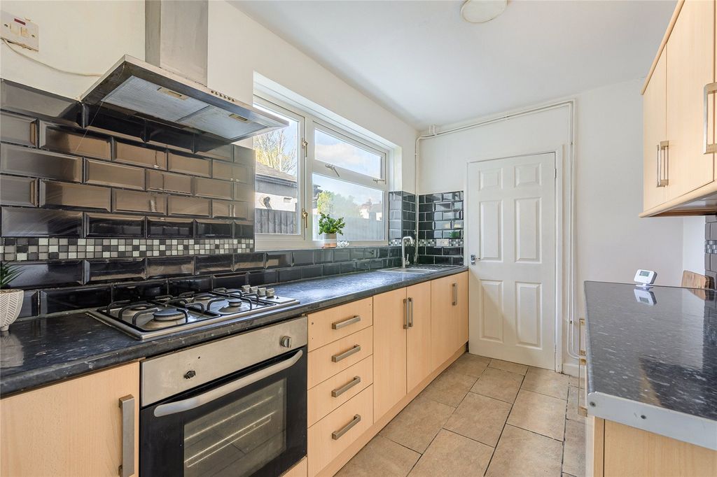 Property photo 2 of 21 Picture No. 04