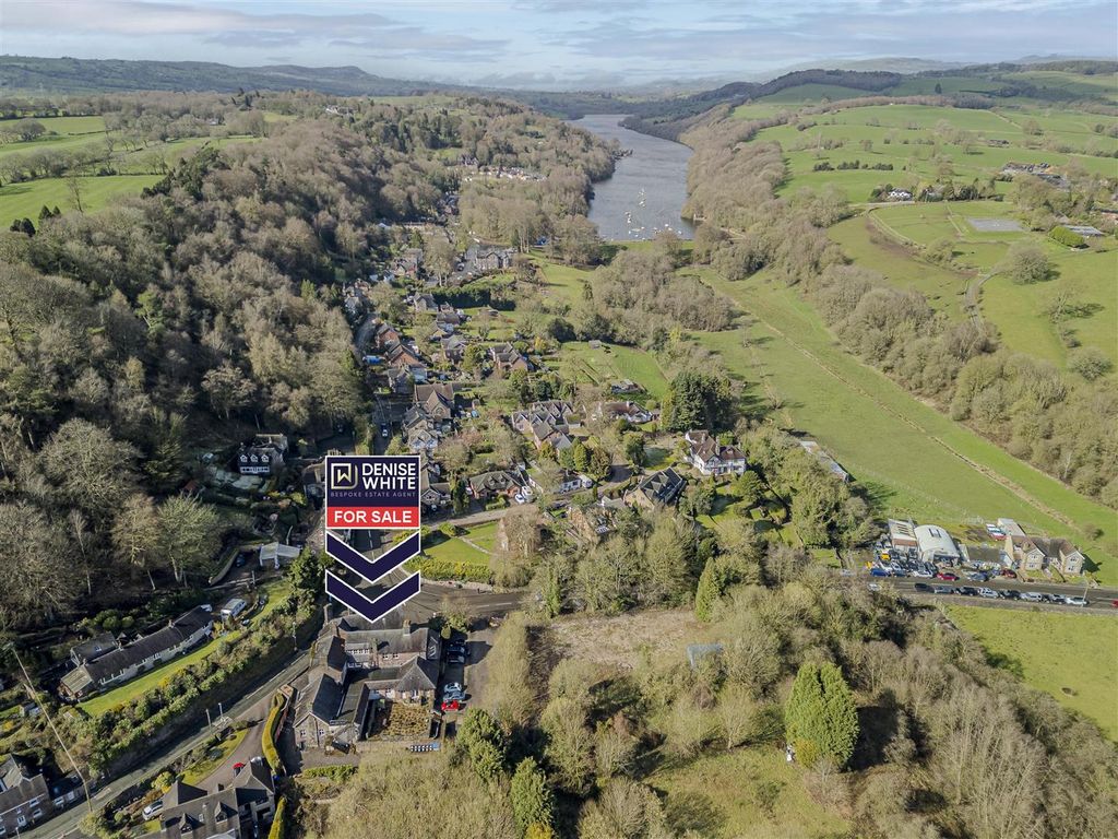 Property photo 2 of 40 Location