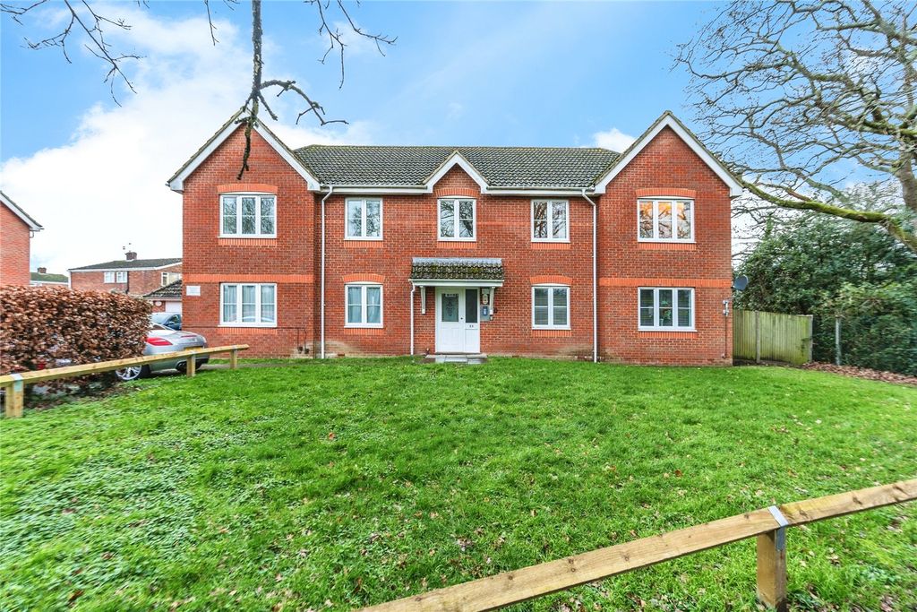 Property photo 1 of 15 Picture No. 11