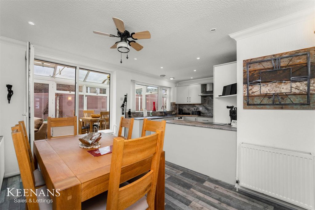 Property photo 3 of 24 3.Jpg