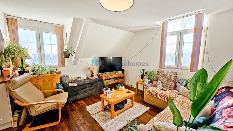 Property photo 3 of 8 Photo 7