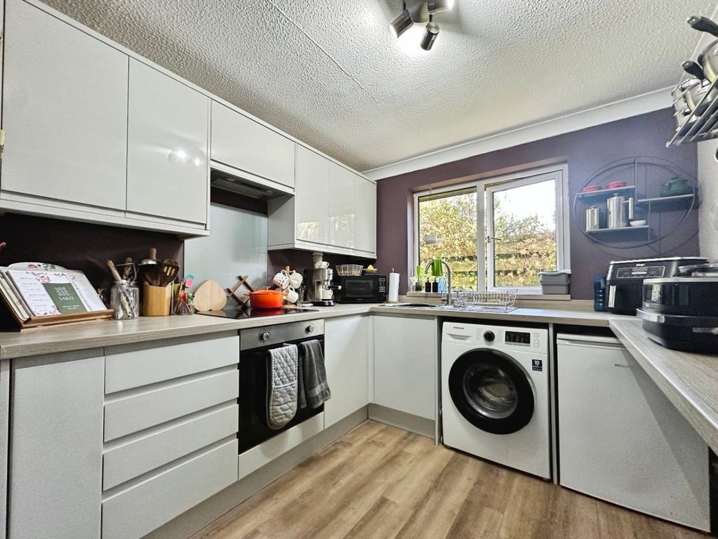 Property photo 3 of 20 4917228