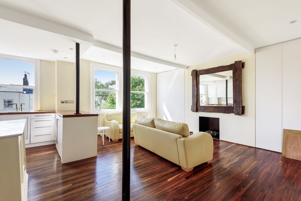 Property photo 1 of 5 869112 (2)