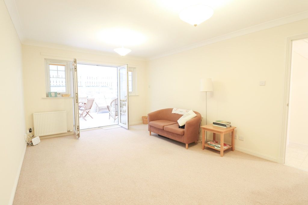 Property photo 3 of 25