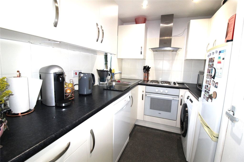 Property photo 3 of 7 Picture No. 04