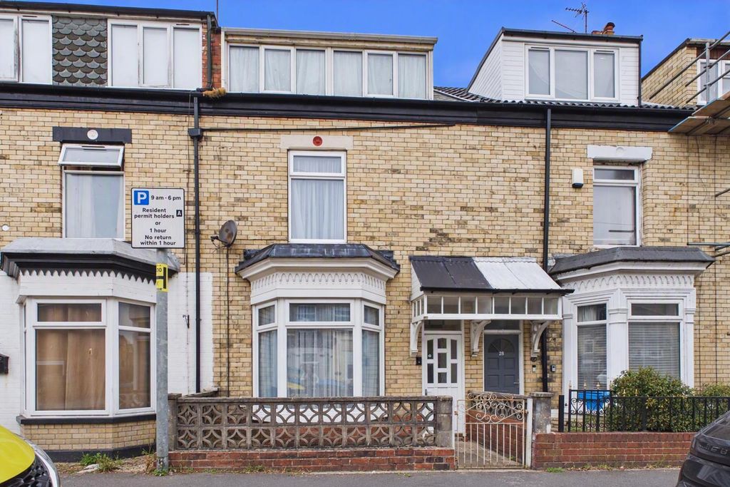 Property photo 1 of 9