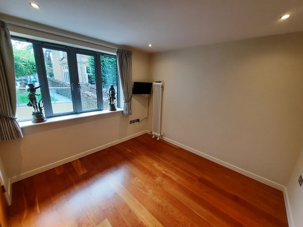 Additional image 9 of 2 bed flat to rentLanes, Yeovil BA22