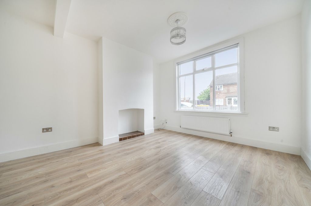 Property photo 3 of 22 Reception Room